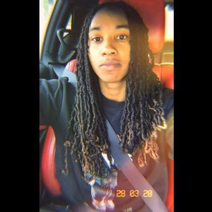 Meet your Posher, Krystal